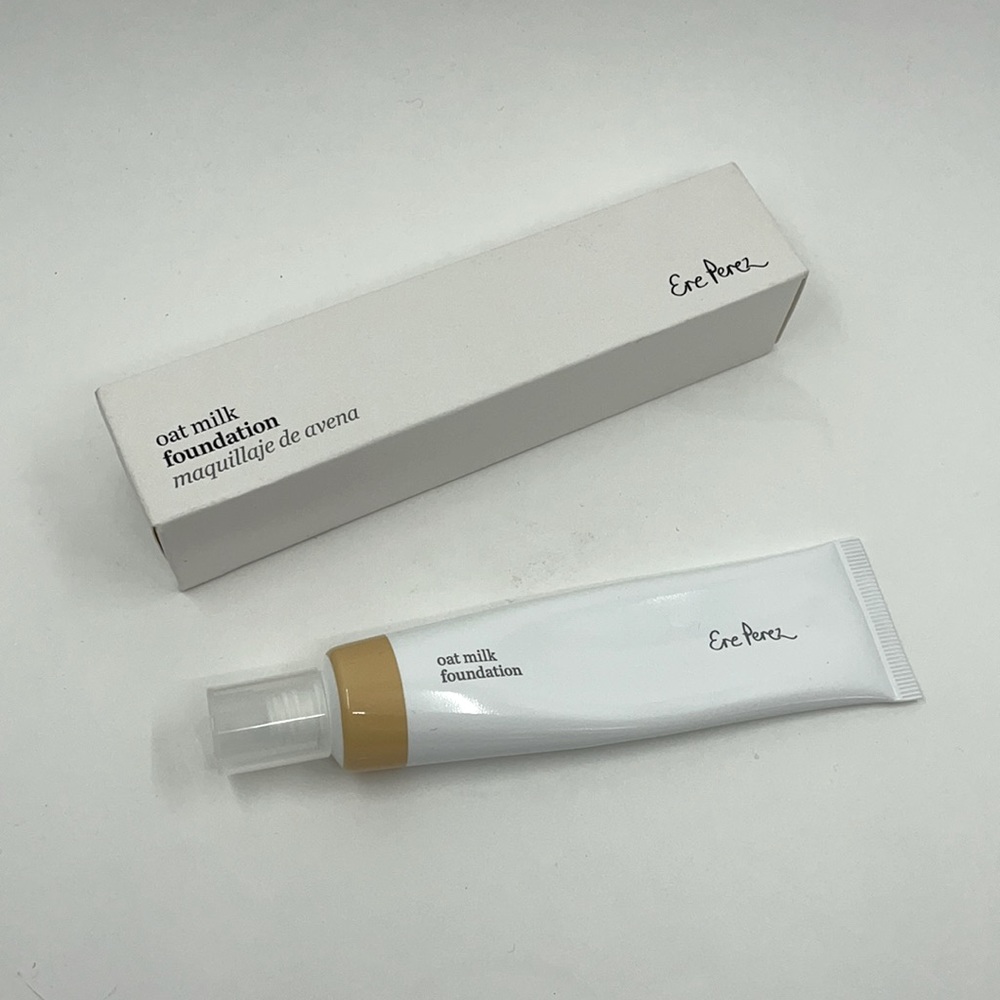 Ere Perez Oatmilk Foundation in Caramel
